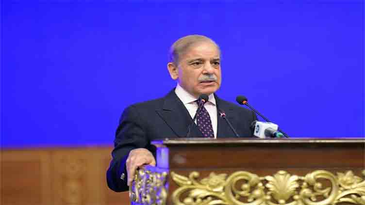 Pakistan witnesses world's biggest drop in gender digital gap in 2024-25: PM Shehbaz