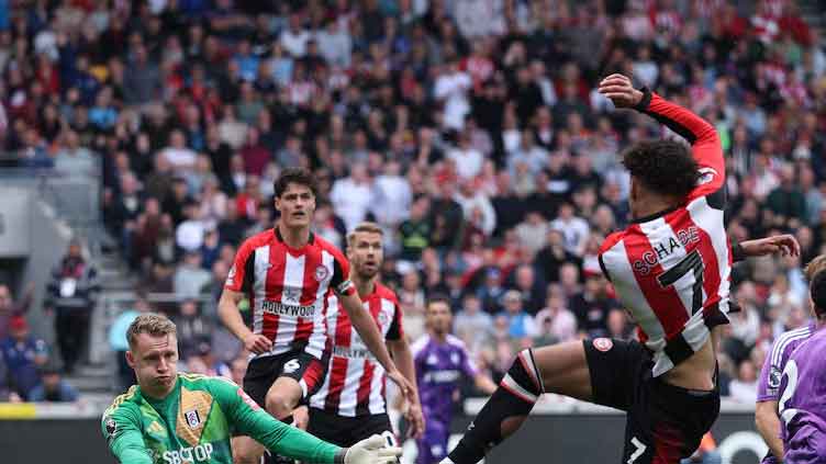 Wilson stunner sinks Brentford in 3-2 comeback win for Fulham