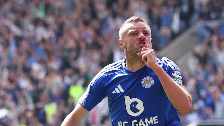 Vardy scores on farewell as Leicester beat Ipswich 2-0