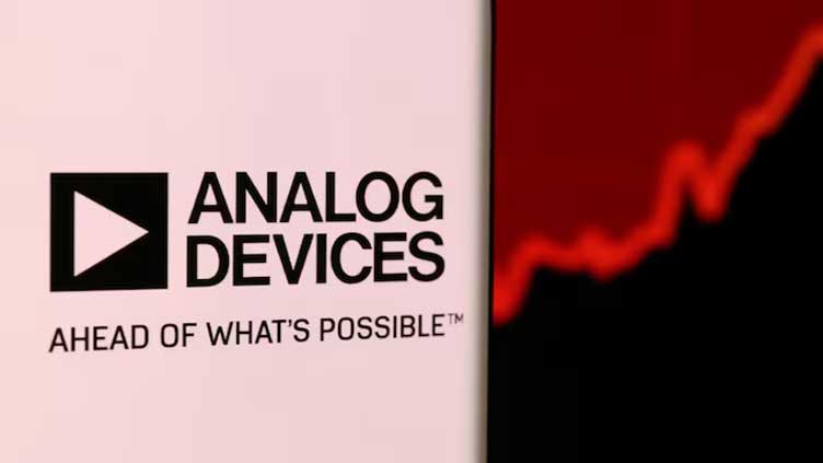 Analog Devices forecasts upbeat quarterly revenue on auto, industrial demand