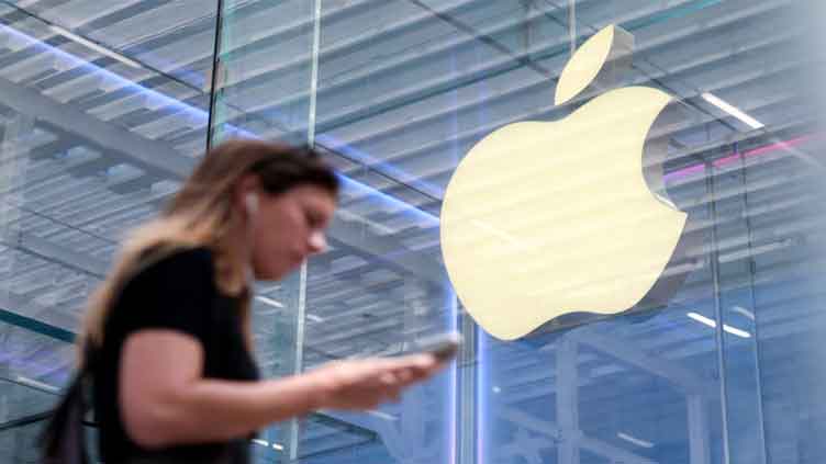 Trump re-escalates trade threats, takes aim at European Union, Apple