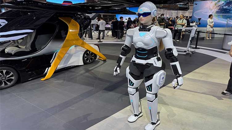 AI-powered robot salesperson to sell cars in UK