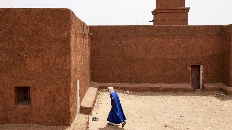 Dunya News Ancient town and its manuscripts face ravages of the Sahara