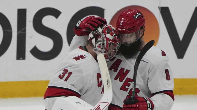 Hurricanes avoid another sweep, stave off elimination by beating Panthers 3-0 in Game 4