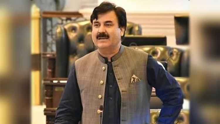 Centre planning to impose Governor's Rule in KP, says Yousafzai