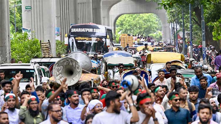Political protests paralyse Bangladesh daily life