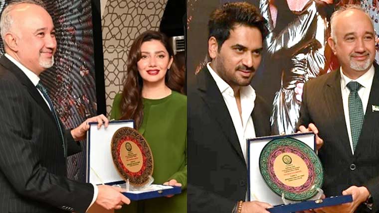 معروف سٹارز ماہرہ خان اور ہمایوں سعید کو دبئی میں اعزازی شیلڈز سے نوازا گیا
