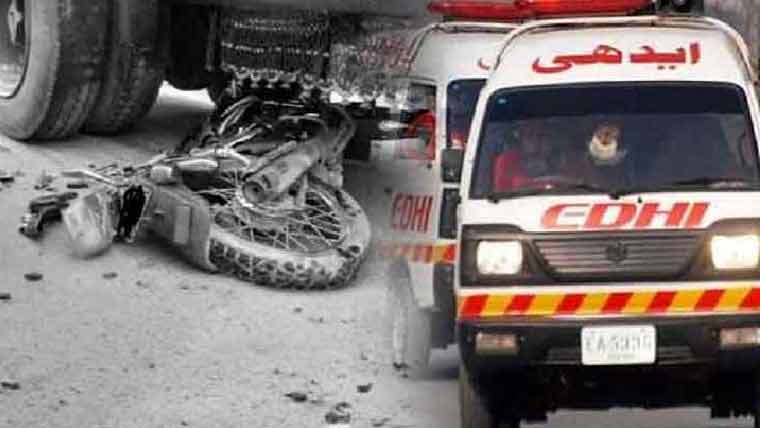 کراچی: کنٹینر اور ٹرالر کی ٹکر سے موٹرسائیکل سوار 2 خواتین اور راہگیر جاں بحق