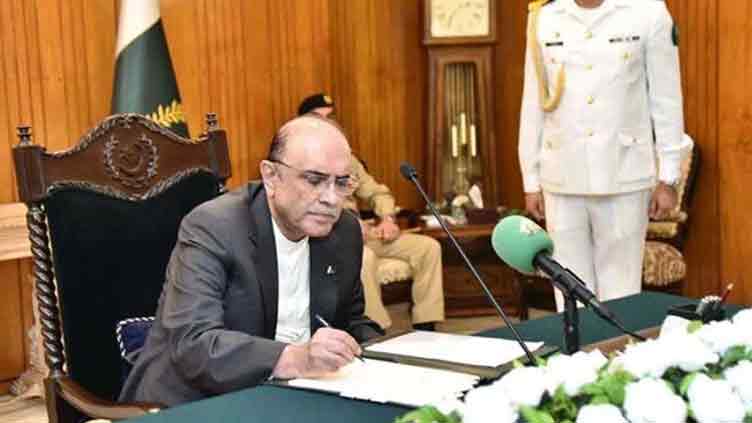 President Zardari signs bill banning child marriage into law