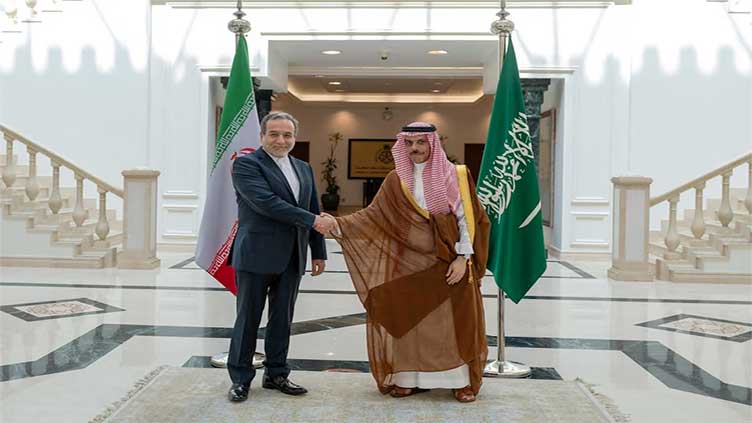Dunya News Saudi warned Iran to reach nuclear deal with Trump or risk Israeli strike