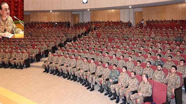 Field Marshal Asim Munir showers praise on martyrs during Quetta visit