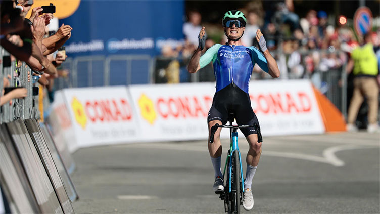 Prodhomme wins Giro stage as Del Toro holds lead