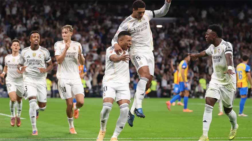 Mbappe's Real Madrid extend Liga lead, Villarreal move second