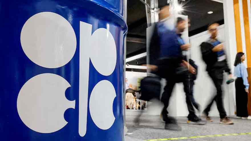Oil extends gains after OPEC+ pauses Q1 output hikes