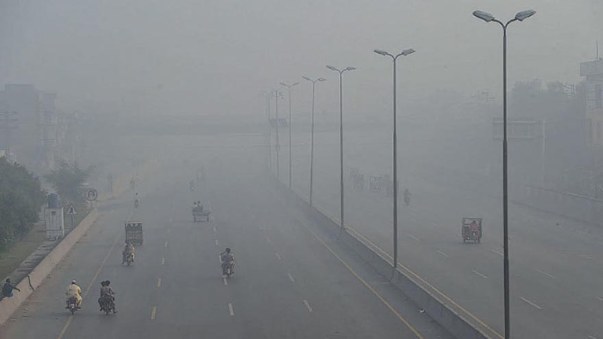 Winds from India pollute Punjab: Lahore ranks second among world's most polluted cities