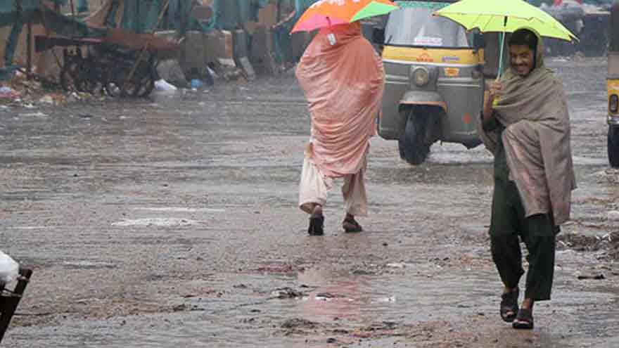 Rain, thunderstorm with snowfall expected in upper parts on Nov 4