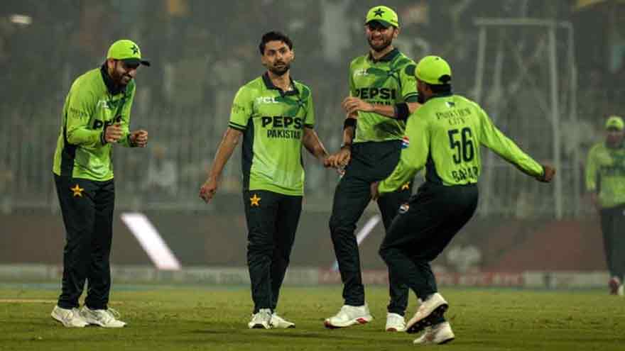 Pakistan beat South Africa by two wickets in first ODI
