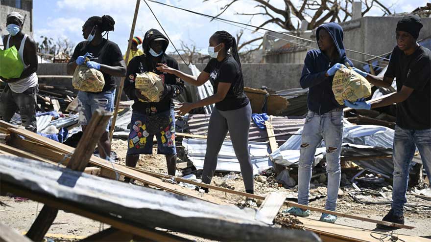 Jamaicans mobilize aid in aftermath of Melissa's wreckage