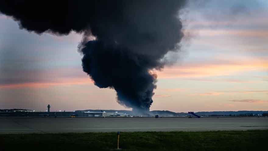 At least 7 dead, 11 injured in UPS plane crash and explosion at Kentucky airport