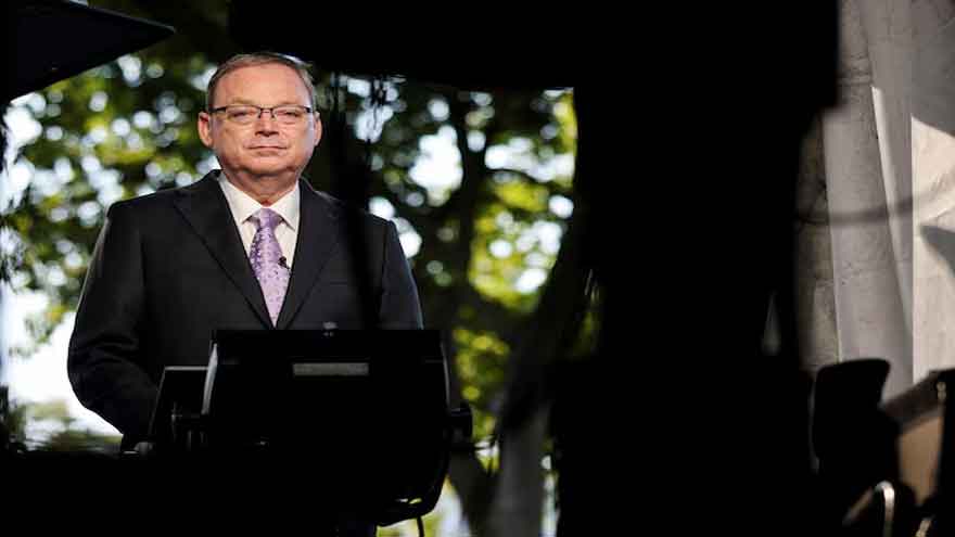 US fourth-quarter GDP could be negative if shutdown drags on, White House economic adviser says