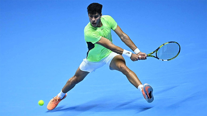Alcaraz makes winning start to ATP Finals