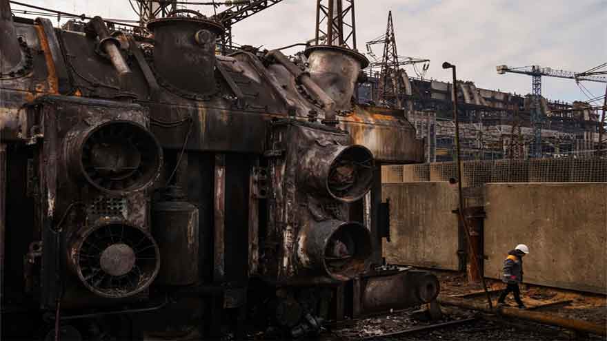  Ukraine detains 5 people in $100M energy sector graft investigation