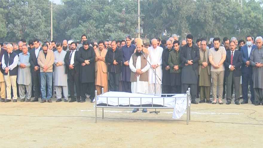 Wife of former minister Chaudhry Abdul Ghafoor passes away