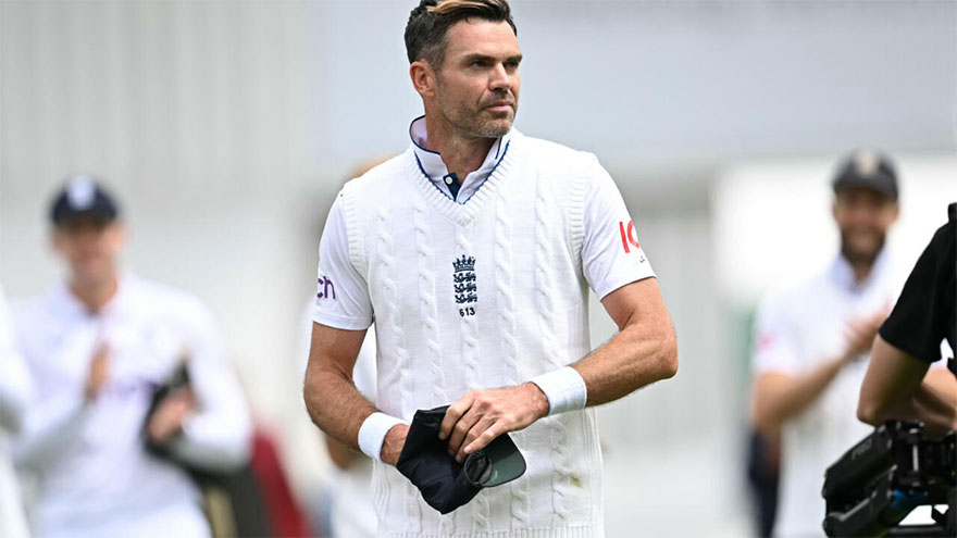 England great Anderson says 'weak' Australia still Ashes favourites