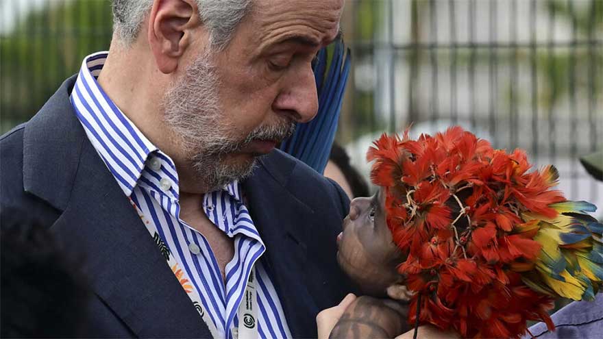 Protestos Indígenas Sacodem Cúpula do Clima da ONU no Brasil: Lula na Mira!