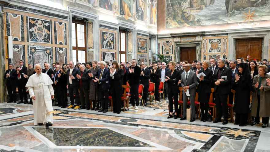 Pope hosts Hollywood stars at Vatican, laments decline in movie-going