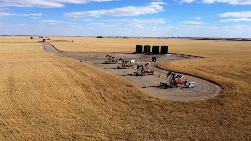 Oil settles up more than 2% as Russian port suspends oil exports after Ukrainian attack