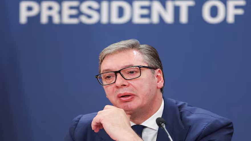 Serbia has a week to resolve NIS refinery crisis, President Vucic says