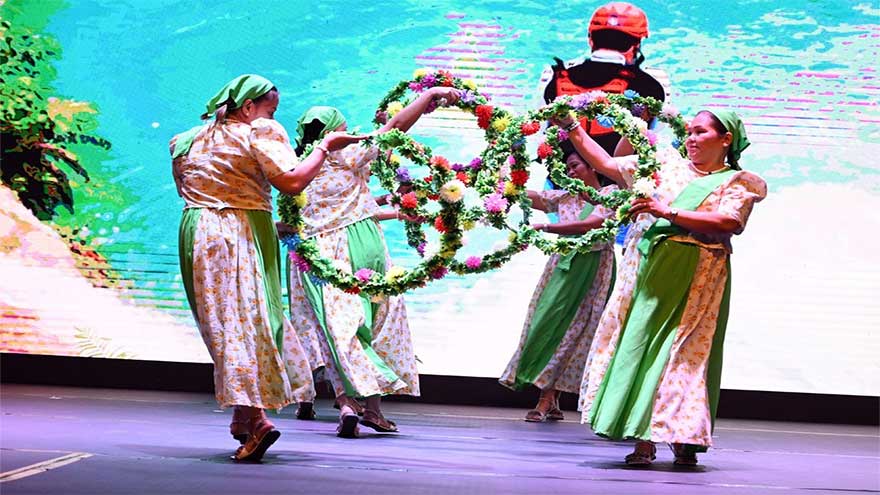 World culture festival continues to mesmerise fans in Karachi