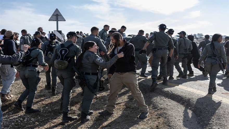 Netanyahu slams 'extremist' Israeli West Bank settlers