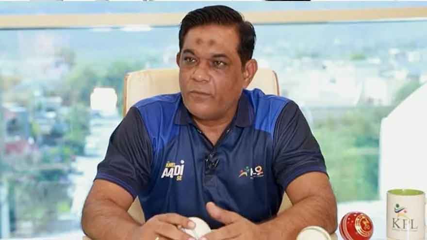 NCCIA starts probe against Rashid Latif over 'controversial' statements