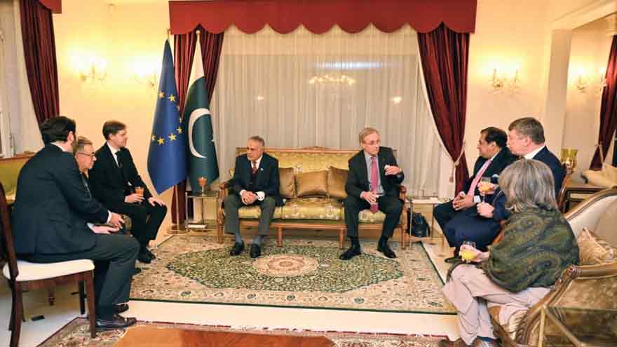 Dar discusses regional, global developments with members of EU Parliament