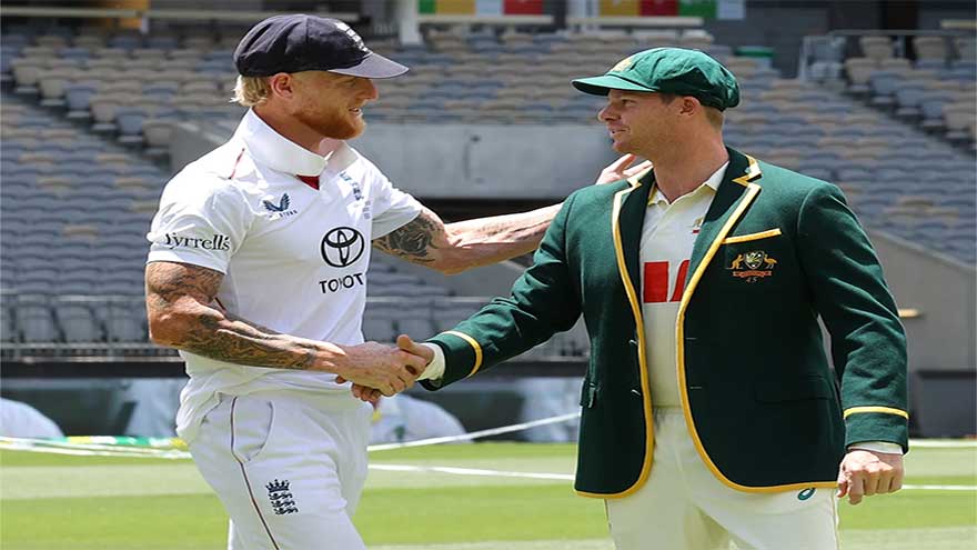 Australia's Weatherald and Doggett to debut in first Ashes Test