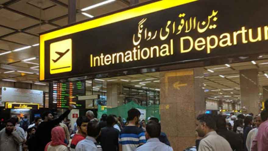 Customs foils gold, dollar smuggling at Karachi airport