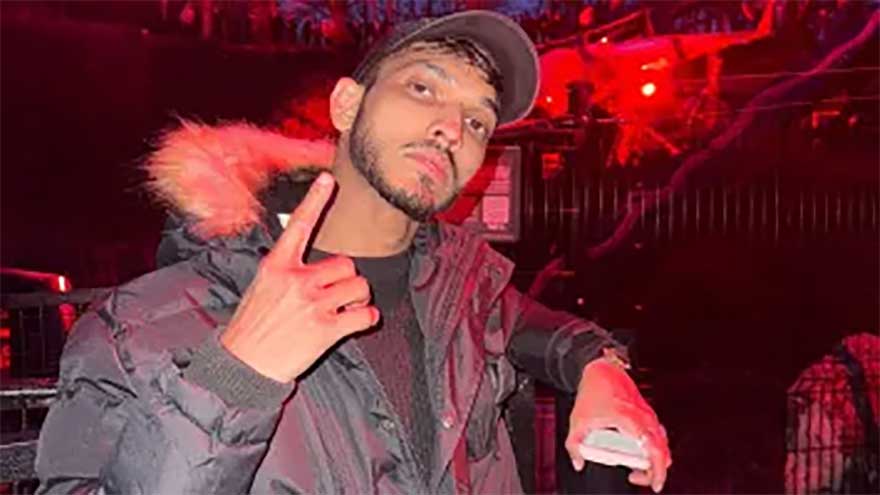 Talha Anjum apologetic about waving Indian flag at Nepal show