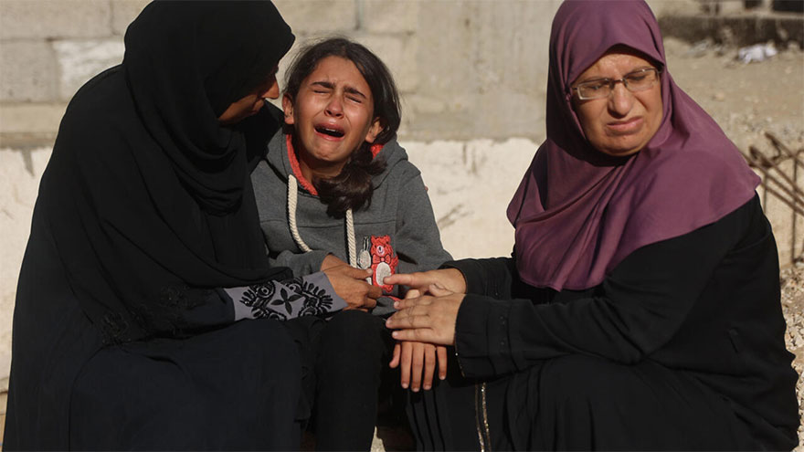 Israel launches fresh strikes on Gaza as Qatar fears for truce