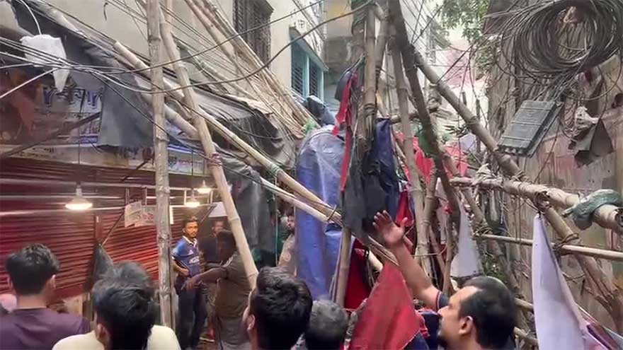 Earthquake jolts Bangladesh, killing five and injuring around 100