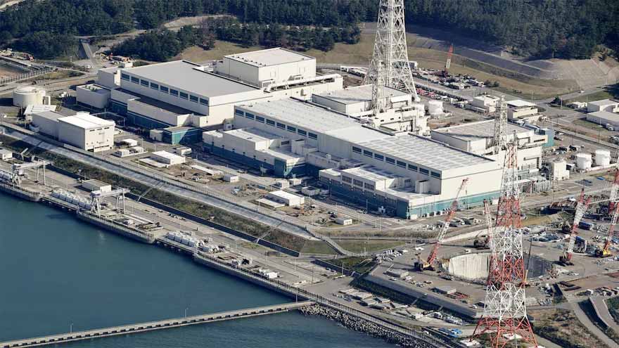 Key Japanese official gives nod to restart of world's biggest nuclear power plant