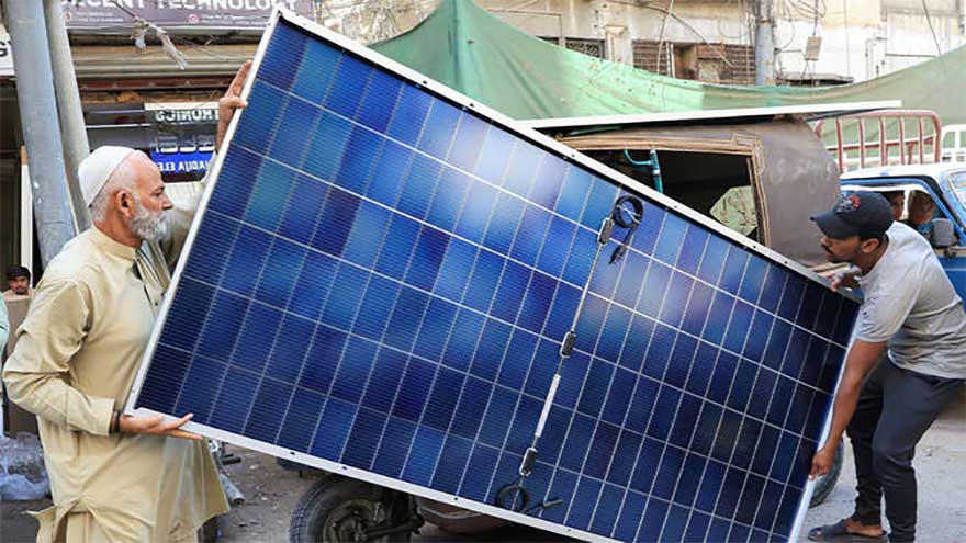 Pakistan says rooftop solar output to exceed grid demand in some hubs next year