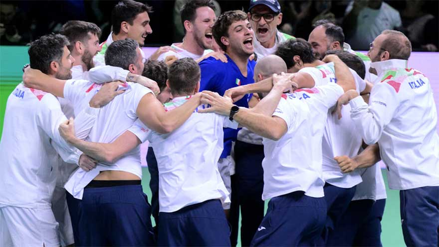Sinner-less Italy see off Spain to complete Davis Cup hat-trick