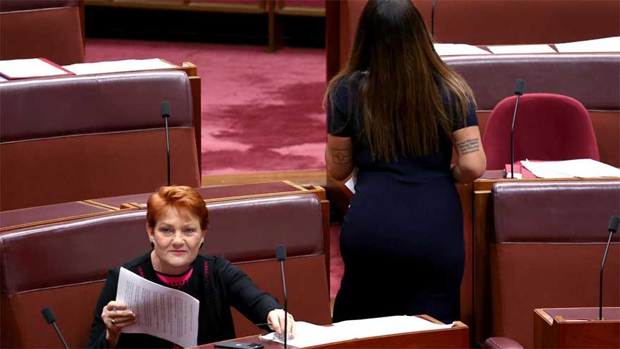 Far-right Australian politician dons burqa in parliament