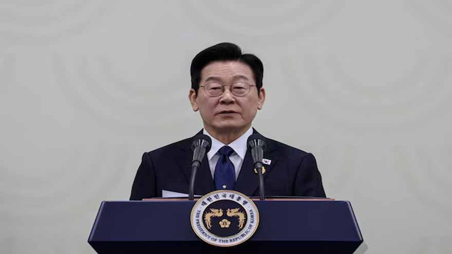 North, South Korea in 'very dangerous' standoff, Yonhap quotes Lee saying