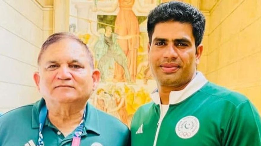 Pakistan Sports Board lifts lifetime ban on Arshad Nadeem's coach
