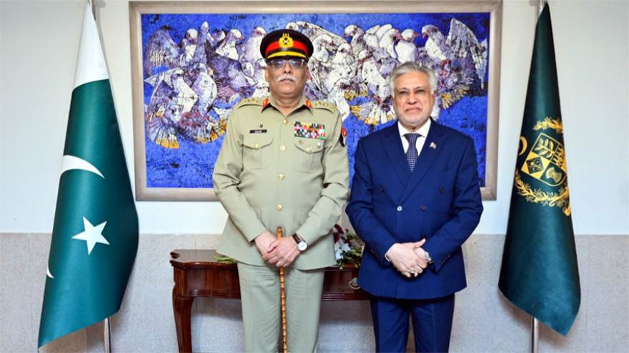 DPM Ishaq Dar hosts farewell reception for CJCSC General Sahir Shamshad Mirza