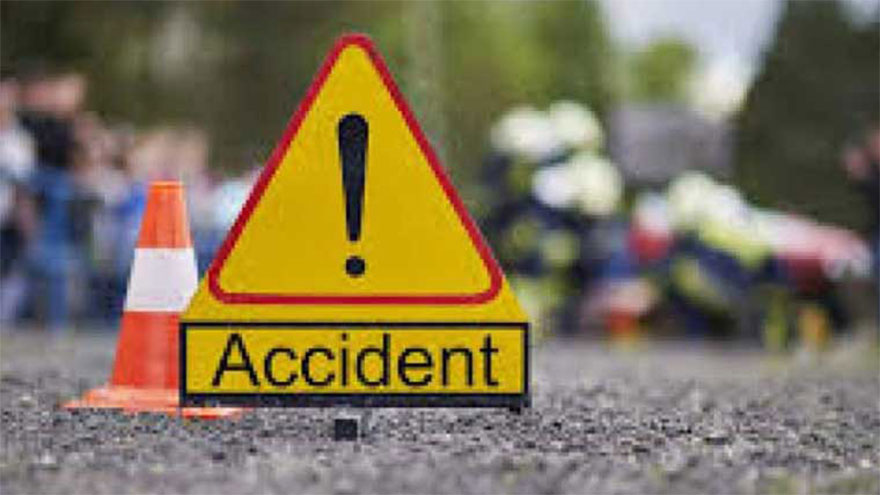 Two killed in separate road accidents in Karachi