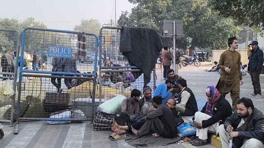 Police clear visually-impaired protesters' sit-in outside Punjab Assembly